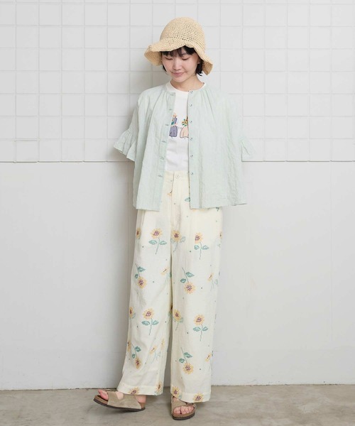 l'atelier du savon(アトリエドサボン)の「ひまわりおばあちゃん アップリケ刺繍Tシャツ(Tシャツ/カットソー・レディース・ネイビー/ホワイト・FREE)」の10枚目の写真