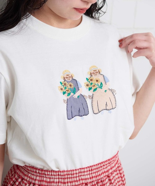 l'atelier du savon(アトリエドサボン)の「ひまわりおばあちゃん アップリケ刺繍Tシャツ(Tシャツ/カットソー・レディース・ネイビー/ホワイト・FREE)」の17枚目の写真