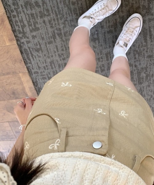 Ritzy(リッツィー)の「リボン刺繍ハイウエストミニスカート(スカート・レディース・ホワイト/カーキ・M)」の16枚目の写真