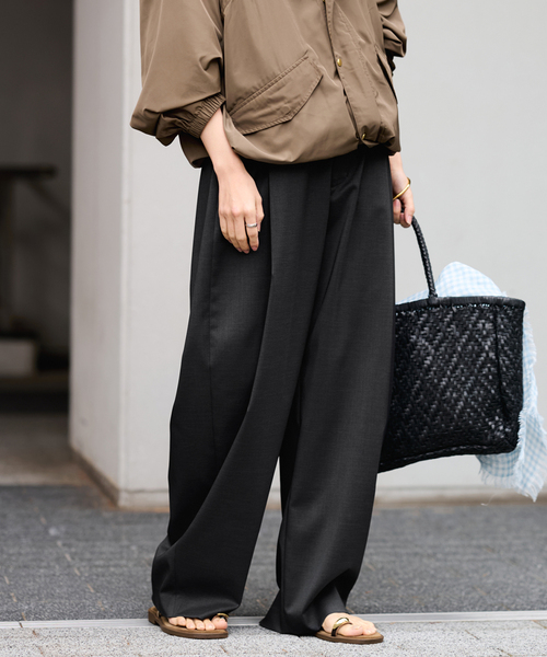 FRAMeWORK（フレームワーク）の「≪追加≫タックカーブバックゴムパンツ（スラックス・レディース・ブラック/ブラック系その他/ホワイト・38/36/34）」の5枚目の写真