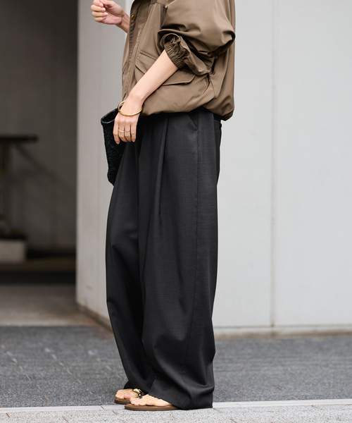 FRAMeWORK（フレームワーク）の「≪追加≫タックカーブバックゴムパンツ（スラックス・レディース・ブラック/ブラック系その他/ホワイト・38/36/34）」の6枚目の写真