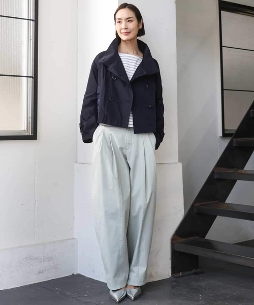 MICHEL KLEIN(ミッシェル・クラン)の「スタンドカラーショートブルゾン(トレンチコート・レディース・ベージュ/ネイビー・38)」の12枚目の写真