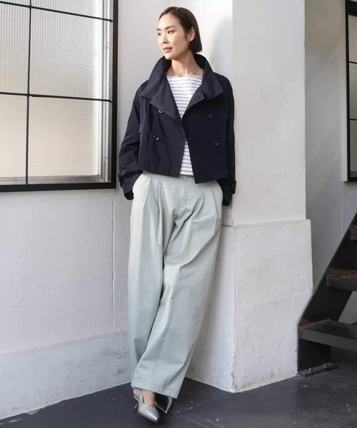 MICHEL KLEIN(ミッシェル・クラン)の「スタンドカラーショートブルゾン(トレンチコート・レディース・ベージュ/ネイビー・38)」の13枚目の写真