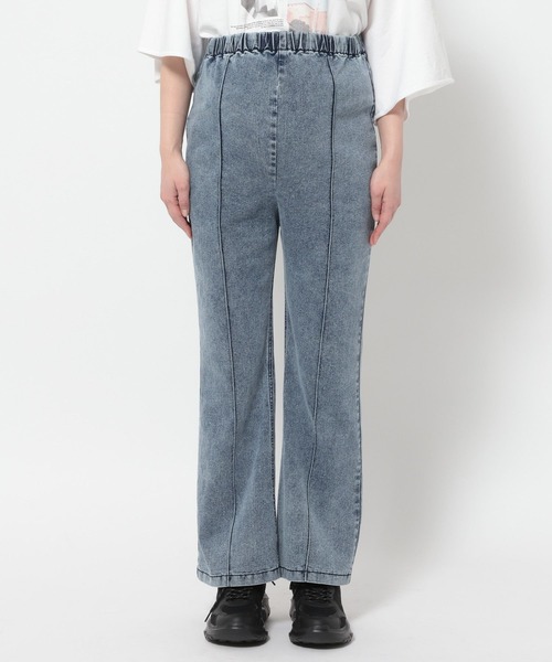 LEPSIM（レプシィム）の「【産前・産後対応】マタニティ／ピンタックデニムフレア2　647410（マタニティウェア/グッズ・レディース・ライトブルー/ブルー・FREE）」の3枚目の写真