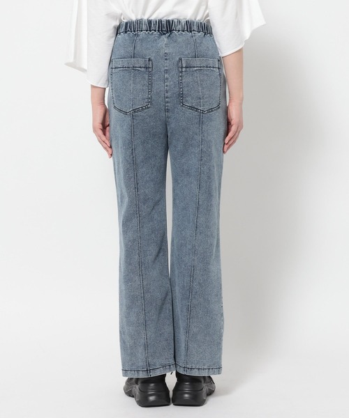 LEPSIM（レプシィム）の「【産前・産後対応】マタニティ／ピンタックデニムフレア2　647410（マタニティウェア/グッズ・レディース・ライトブルー/ブルー・FREE）」の6枚目の写真