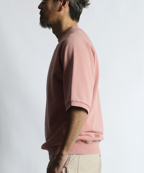 The DUFFER of ST.GEORGE（ザダファーオブセントジョージ）の「PIGMENT DYED POWDER WASH RAGLAN HALF SLEEVE SWEAT：ピグメントダイ ラグランスリーブ 半袖スウェット / 五分袖スウェット / ヴィンテージ加工（スウェット・メンズ・ブラック/ピンク・X-LARGE/LARGE/MEDIUM）」の7枚目の写真