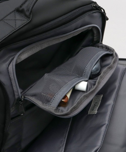 fulcro(フルクロ)の「撥水・耐水 自立型 マットコーティング ポリエステル ビジネスリュック A4・PC・PET収納 キャリーオン対応 adapt アダプト(ビジネスバッグ・メンズ・ブラック・FREE)」の22枚目の写真