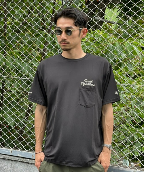 ROARK REVIVAL(ロアークリバイバル)の「【ROARK】"B.O.D" RUSHGUARD S/S TEE(Tシャツ/カットソー・メンズ・ブラック・X-LARGE/LARGE/MEDIUM)」の1枚目の写真
