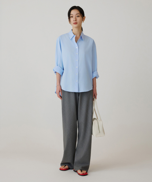 SIYAZU（シヤジュ）の「SITP5258 ルーズフィットリエルシャツ_スカイブルー（シャツ/ブラウス・レディース・スカイブルー・SMALL/MEDIUM）」の4枚目の写真