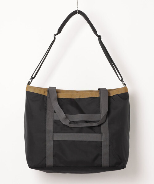TOPO DESIGNS(トポデザインズ)の「men's FUDGE 掲載モデル【TOPO DESIGNS】MOUNTAIN UTILITY TOTE(トートバッグ・レディース・グレー系/ブルー/ブラック/ブラック系・ONE SIZE)」の20枚目の写真