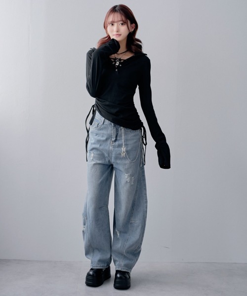 Diable baiser（ディアブルベーゼ）の「フードヘンリーネック脇シャーリングデザイン長袖リブカットソー（Tシャツ/カットソー・レディース・ブラック・M-L）」の7枚目の写真