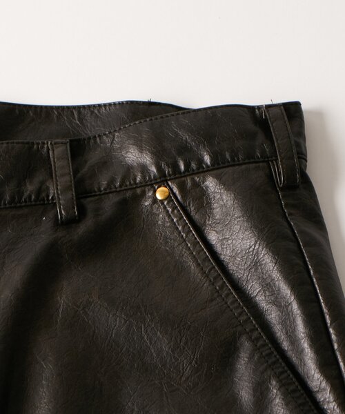 WHO'S WHO gallery(フーズフーギャラリー)の「レザーダブルニーハーフパンツ(その他パンツ・メンズ・ブラック・FREE)」の4枚目の写真
