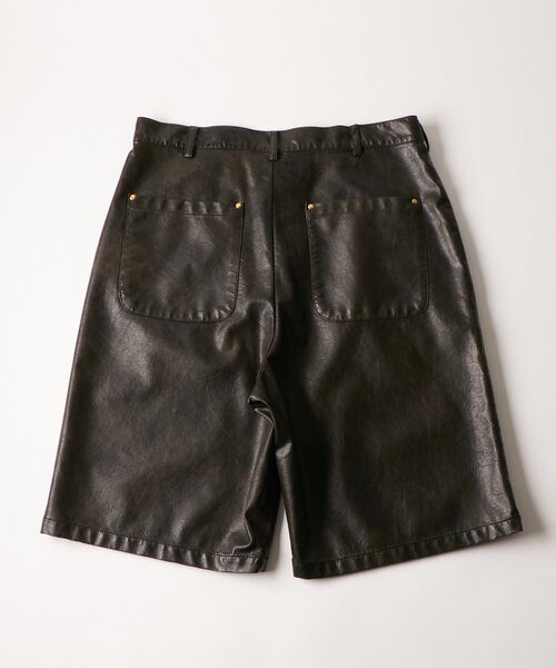 WHO'S WHO gallery(フーズフーギャラリー)の「レザーダブルニーハーフパンツ(その他パンツ・メンズ・ブラック・FREE)」の6枚目の写真