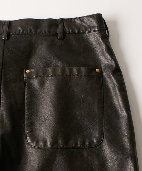 WHO'S WHO gallery(フーズフーギャラリー)の「レザーダブルニーハーフパンツ(その他パンツ・メンズ・ブラック・FREE)」の9枚目の写真