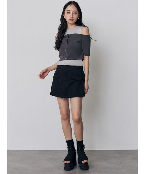 MURUA（ムルーア）の「オフショルカーデドッキングニット（ニット/セーター・レディース・レッド/グレー/ブラック/アイボリー・FREE）」の20枚目の写真