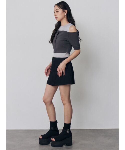 MURUA（ムルーア）の「オフショルカーデドッキングニット（ニット/セーター・レディース・レッド/グレー/ブラック/アイボリー・FREE）」の11枚目の写真