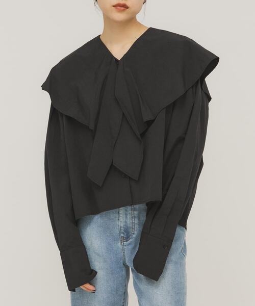 KBF（ケイビーエフ）の「ラッフルBIGカラーブラウス（シャツ/ブラウス・レディース・ブラック/オフホワイト・ONE）」の12枚目の写真