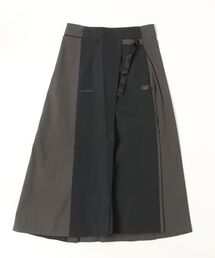 New Balance（ニューバランス）の「new balance/NB Greyカラーブロックスカート（スカート）」