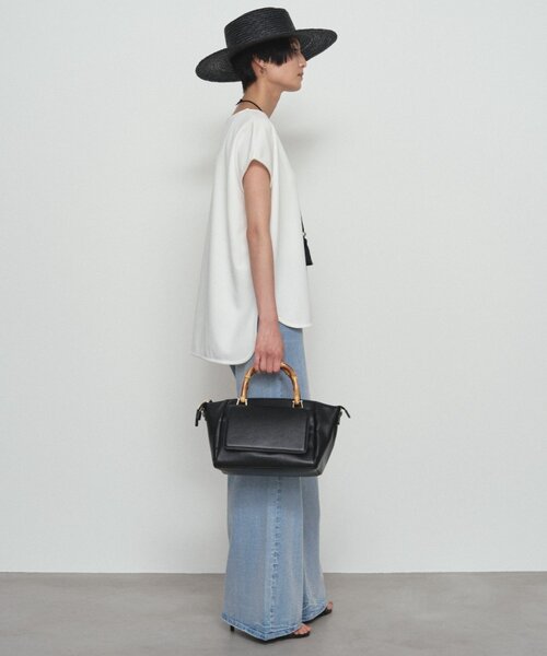 LOUNGEDRESS(ラウンジドレス)の「《1枚できれい見え/イージーケア》カットジョーゼットフレンチブラウス(シャツ/ブラウス・レディース・ネイビー/ベージュ/オフホワイト/ブラック・FREE)」の9枚目の写真
