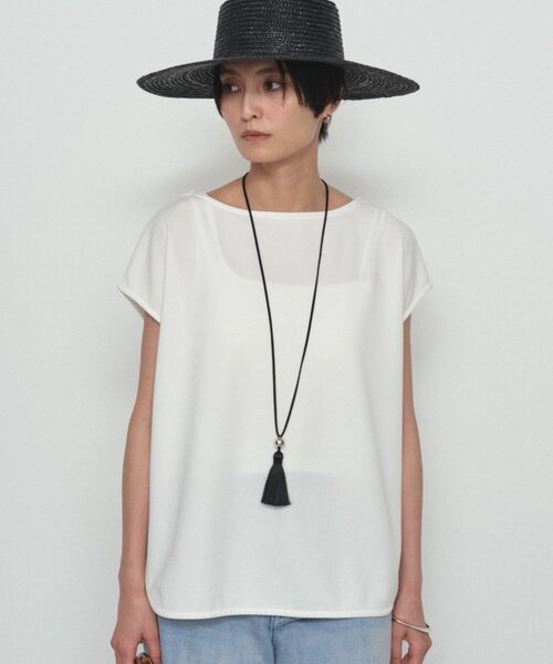 LOUNGEDRESS(ラウンジドレス)の「《1枚できれい見え/イージーケア》カットジョーゼットフレンチブラウス(シャツ/ブラウス・レディース・ネイビー/ベージュ/オフホワイト/ブラック・FREE)」の10枚目の写真