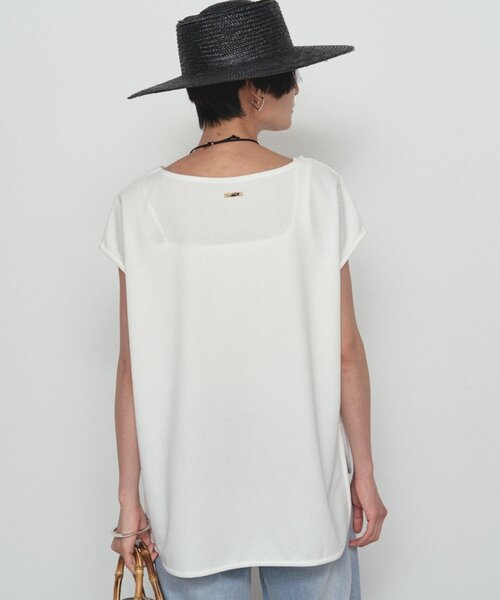 LOUNGEDRESS(ラウンジドレス)の「《1枚できれい見え/イージーケア》カットジョーゼットフレンチブラウス(シャツ/ブラウス・レディース・ネイビー/ベージュ/オフホワイト/ブラック・FREE)」の12枚目の写真