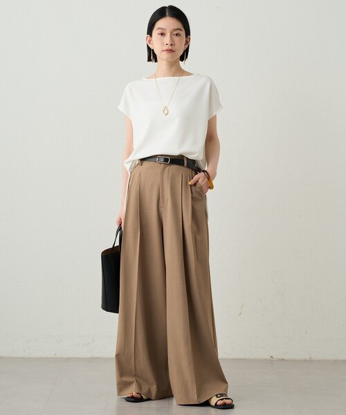 LOUNGEDRESS(ラウンジドレス)の「《1枚できれい見え/イージーケア》カットジョーゼットフレンチブラウス(シャツ/ブラウス・レディース・ネイビー/ベージュ/オフホワイト/ブラック・FREE)」の15枚目の写真