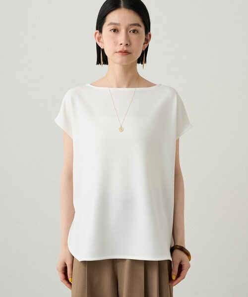LOUNGEDRESS(ラウンジドレス)の「《1枚できれい見え/イージーケア》カットジョーゼットフレンチブラウス(シャツ/ブラウス・レディース・ネイビー/ベージュ/オフホワイト/ブラック・FREE)」の16枚目の写真