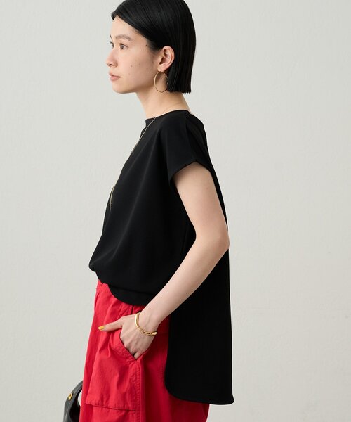 LOUNGEDRESS(ラウンジドレス)の「《1枚できれい見え/イージーケア》カットジョーゼットフレンチブラウス 夏服(シャツ/ブラウス・レディース・ネイビー/ベージュ/オフホワイト/ブラック・FREE)」の7枚目の写真