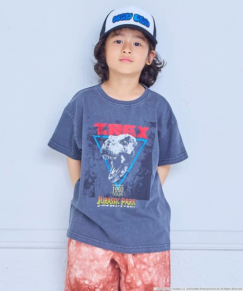 MARKEY'S(マーキーズ)の「【JURASSIC PARK】別注プリントTシャツ(Tシャツ/カットソー・キッズ・マスタード/チャコール・100/150/140/110/90/80/130/120)」の2枚目の写真
