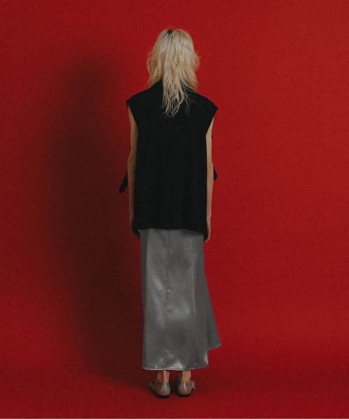 et.UNiVER(エトユニベール)の「Ribbon JK+Satin OP(ドレス・レディース・ブラック×グレー/ブラウン系1・LARGE/MEDIUM/SMALL)」の5枚目の写真