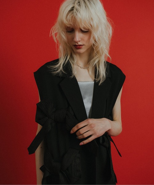 et.UNiVER(エトユニベール)の「Ribbon JK+Satin OP(ドレス・レディース・ブラック×グレー/ブラウン系1・LARGE/MEDIUM/SMALL)」の7枚目の写真