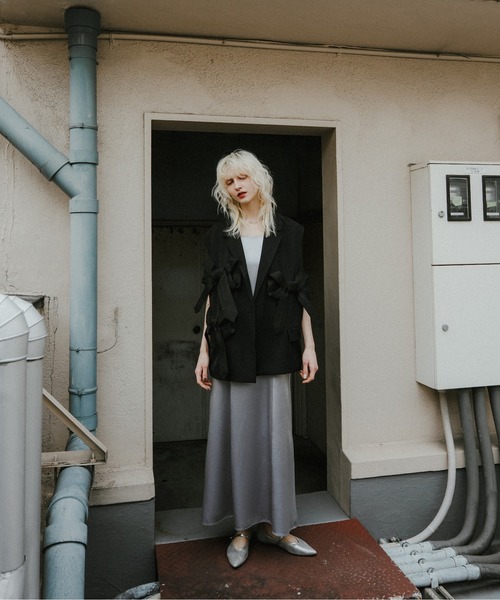 et.UNiVER(エトユニベール)の「Ribbon JK+Satin OP(ドレス・レディース・ブラック×グレー/ブラウン系1・LARGE/MEDIUM/SMALL)」の18枚目の写真