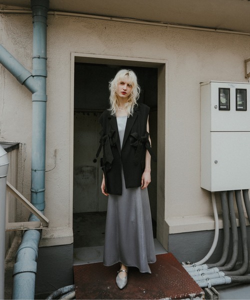 et.UNiVER(エトユニベール)の「Ribbon JK+Satin OP(ドレス・レディース・ブラック×グレー/ブラウン系1・LARGE/MEDIUM/SMALL)」の20枚目の写真