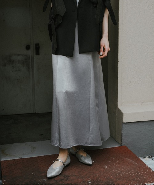 et.UNiVER(エトユニベール)の「Ribbon JK+Satin OP(ドレス・レディース・ブラック×グレー/ブラウン系1・LARGE/MEDIUM/SMALL)」の21枚目の写真