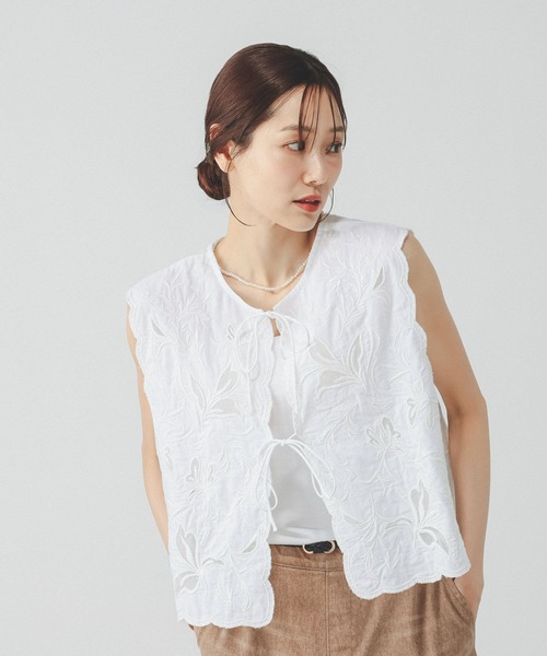 GLOBAL WORK(グローバルワーク)の「meets India/刺繍レースベスト/601191(ベスト・レディース・ブラック/ブラウン系その他6/ホワイト・FREE)」の17枚目の写真
