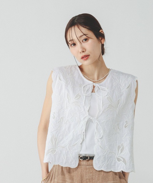 【新品未使用】CaEtLa さえら　ヒスクローネ　フラワー刺繍　レース　ベスト meets India/刺繍レースベスト/601191（ベスト）｜GLOBAL WORK