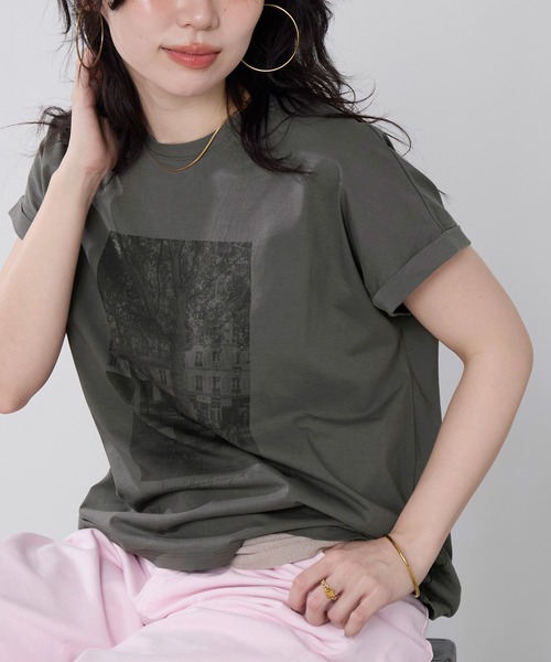 MICA&DEAL(マイカ&ディール)の「フォトプリントTシャツ(Tシャツ/カットソー・レディース・グレー/ベージュ/ホワイト・FREE)」の6枚目の写真