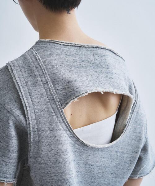 CODE A(コードエー)の「back open half-sleeve sweat(Tシャツ/カットソー・レディース・スミクロ/グレー/オフホワイト・00)」の9枚目の写真