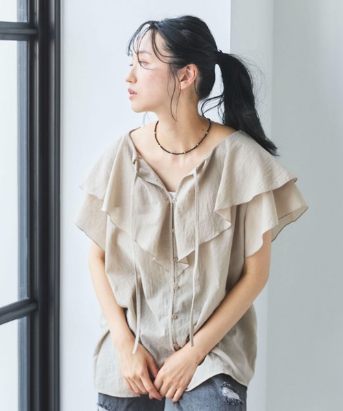 Liora by archives(リオラバイアルシーヴ)の「ラッフルフリルブラウス(シャツ/ブラウス・レディース・ベージュ/ブラック/オフホワイト・FREE)」の15枚目の写真