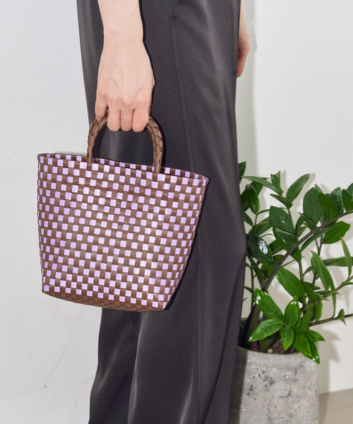 LE TALON（ルタロン）の「NHE/二エ VUA MID BAG（ハンドバッグ・レディース・モスグリーン/グリーン/パープル/ブラック系その他・FREE）」の10枚目の写真