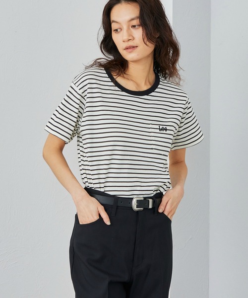 Lee(リー)の「Lee/リー LeeポケットロゴTシャツ(Tシャツ/カットソー・レディース・その他/ブラック/ホワイト・SMALL/MEDIUM)」の1枚目の写真