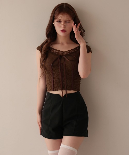 M DOLLY（エムドリー）の「Lace amelie ribbon shirring tops/レースアメリリボンシャーリングトップス（Tシャツ/カットソー・レディース・ブラウン/アイボリー・M/S）」の2枚目の写真