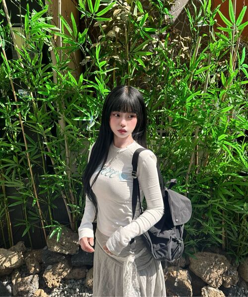 KKEEE（ケーケーイーイー）の「チェーンステッチスリム長袖Tシャツ（2カラー）（Tシャツ/カットソー・レディース・ブラック/アイボリー・FREE）」の12枚目の写真