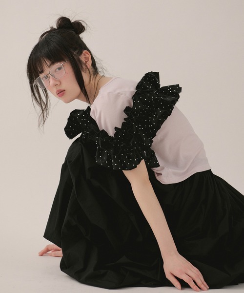 loin nuit(ロワンニュイ)の「frill docking tops / フリルドッキングトップス(Tシャツ/カットソー・レディース・アイボリー/ブラック/ピンク・FREE)」の16枚目の写真