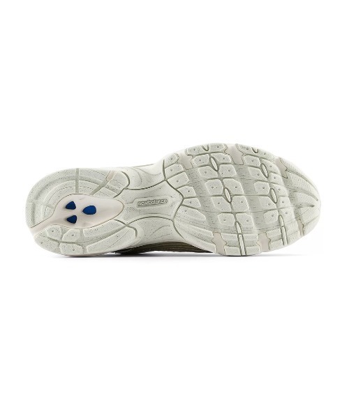 NEW BALANCE（ニューバランス）の「【New Balance】530（スニーカー・レディース・アイボリー・24.5/23.5/24/23/25）」の2枚目の写真