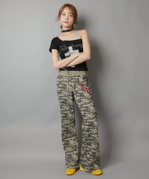 SPINNS(スピンズ)の「スタッズチョーカー/トゲ(チョーカー・レディース・ブラック・ONESIZE)」の4枚目の写真