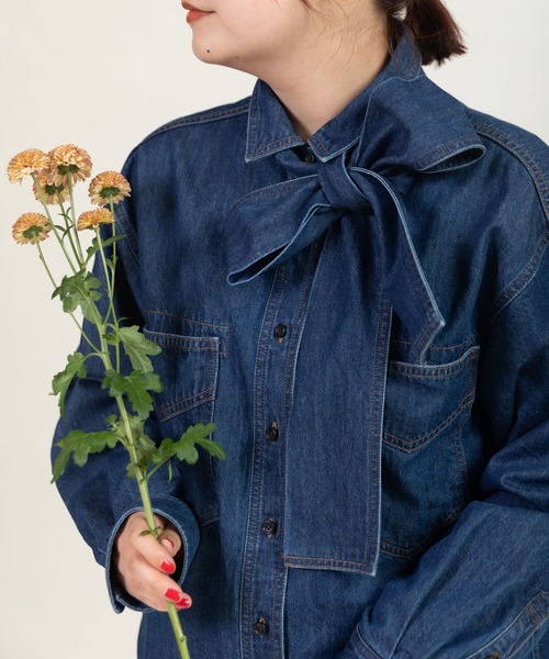 CHILD WOMAN(チャイルドウーマン)の「7ozデニムボウタイ2WAYシャツブラウス(シャツ/ブラウス・レディース・ブルー/サックスブルー・FREE)」の2枚目の写真