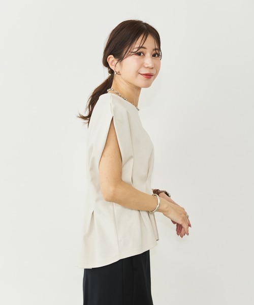 Sirin(シリン)の「デザインタックTシャツ(Tシャツ/カットソー・レディース・ベージュ/ネイビー/ホワイト・FREE)」の3枚目の写真