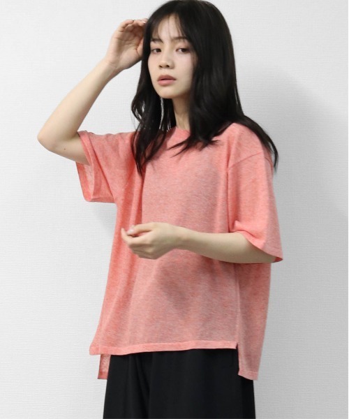 THE CELL.(ザセルドット)の「リネン混 ドライタッチシアー アシメトリールーズニット LINEN-BLEND HIGH-TWIST SHEER ASYMMETRIC LOOSE KNIT(ニット/セーター・レディース・チャコールグレー/オレンジ/ブルー/アイボリー・FREE)」の4枚目の写真