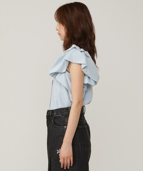 AND COUTURE(アンドクチュール)の「バルーンスリーブブラウス(シャツ/ブラウス・レディース・ブラック/ブルー/オフホワイト/レッド・FREE)」の17枚目の写真
